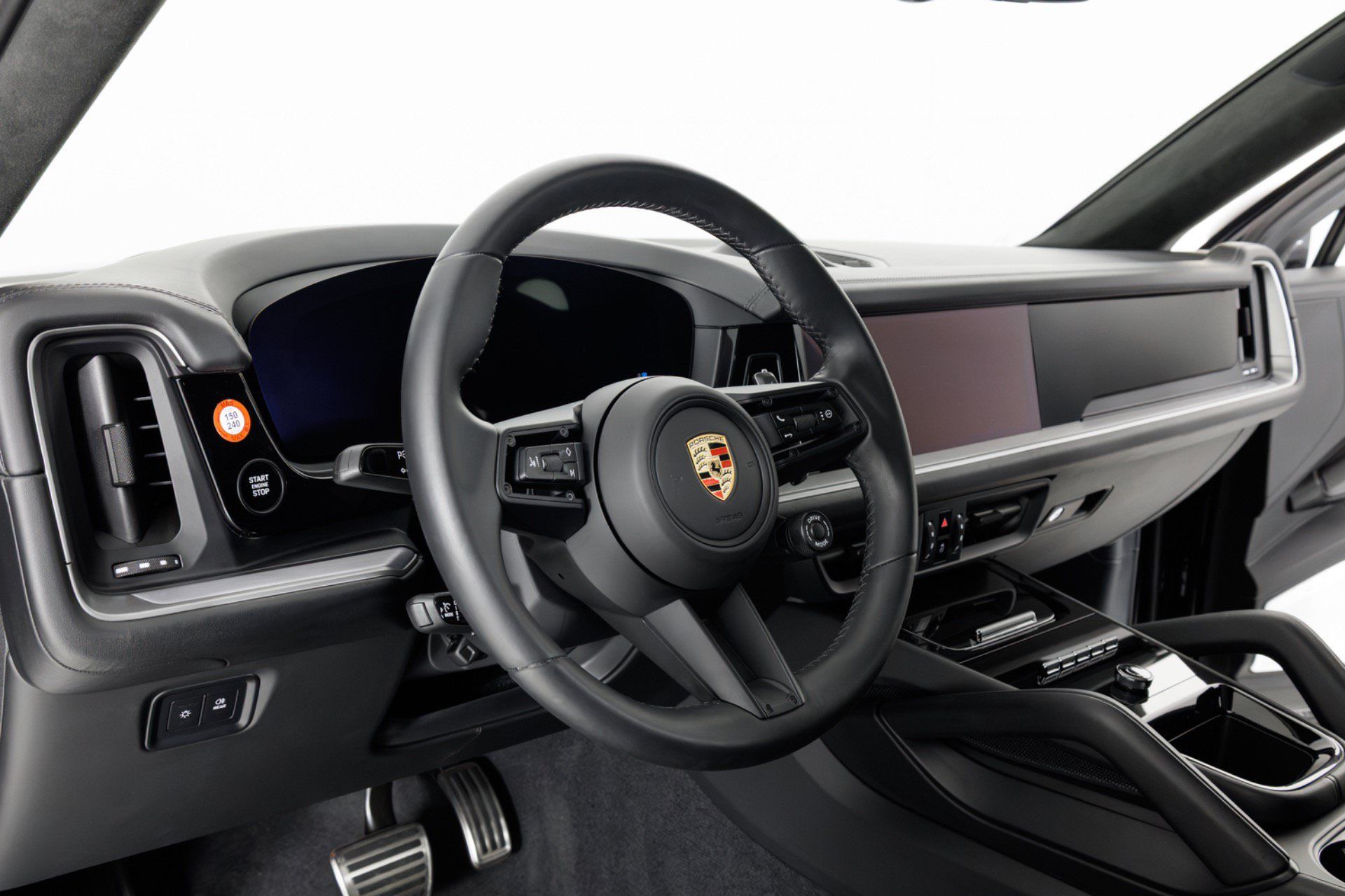 Used 2024 Porsche Cayenne Turbo w/ Premium Package Plus (PP1) AWD/4WD image 19