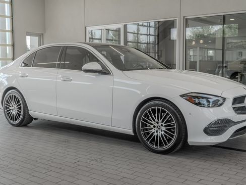 Used 2024 Mercedes-Benz C 300 Sedan image 12