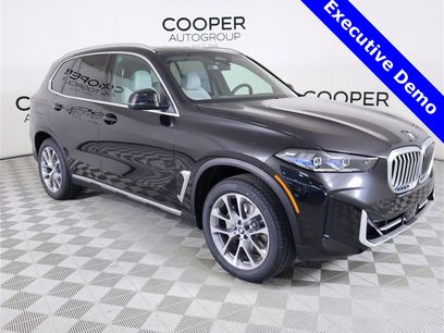 New 2024 BMW X5 sDrive40i w/ Premium Package