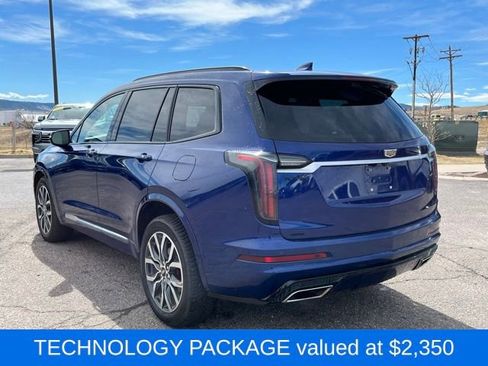 Used 2023 Cadillac XT6 Sport w/ Technology Package image 3
