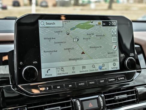 Used 2024 Nissan Pathfinder Platinum w/ Cargo Package image 23