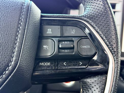 Used 2022 Toyota Tundra Limited w/ TRD Off-Road Package AWD/4WD image 17