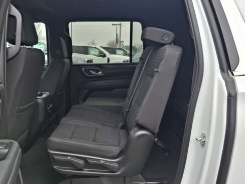 Used 2023 Chevrolet Suburban LS image 14