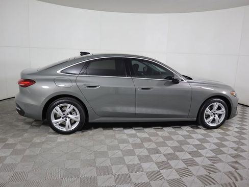 Used 2025 Audi A5 2.0T Premium Plus image 4