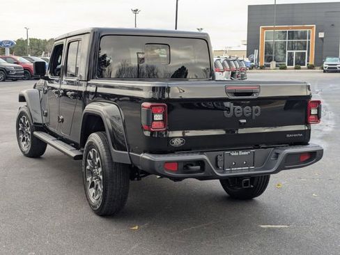 New 2026 Jeep Gladiator Sport image 5