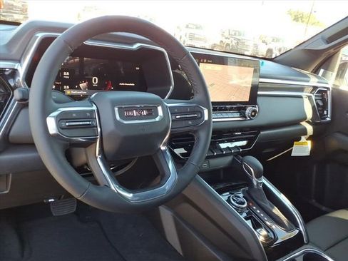 Used 2026 GMC Canyon Elevation w/ Convenience Package image 6