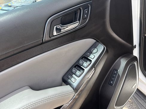 Used 2017 Chevrolet Tahoe LT image 15