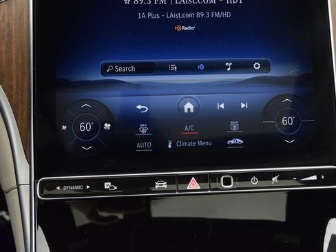 Certified 2024 Mercedes-Benz C 300 Sedan image 31