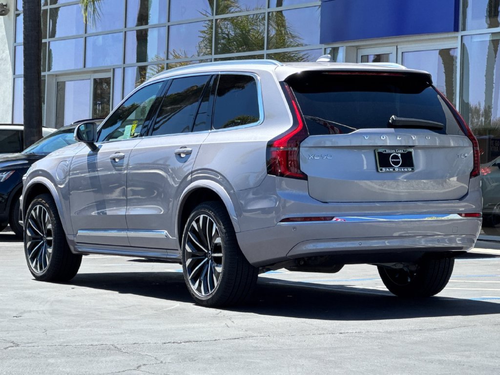 New 2026 Volvo XC90 T8 Plus w/ Protection Package AWD/4WD image 3
