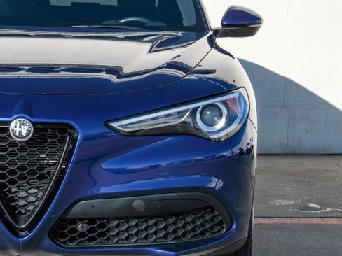 Used 2022 Alfa Romeo Stelvio Sprint image 44