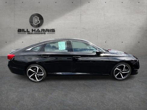 Used 2021 Honda Accord Sport image 4