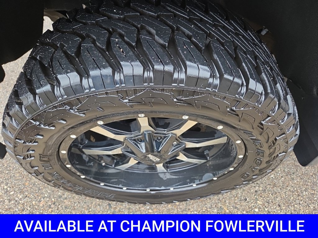 Used 2017 Chevrolet Silverado 1500 LT w/ All Star Edition AWD/4WD image 13