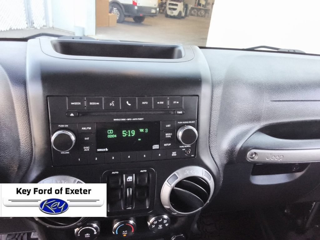 Used 2017 Jeep Wrangler Unlimited Sport w/ Quick Order Package 24S AWD/4WD image 36