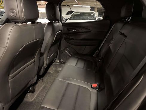 Used 2023 Chevrolet TrailBlazer ACTIV FWD image 16