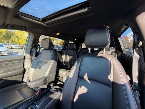 Used 2023 Honda Odyssey Sport image 25