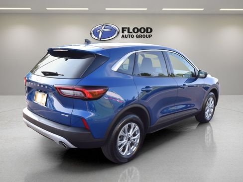 Used 2023 Ford Escape Active AWD/4WD image 4