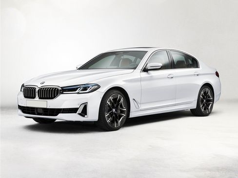 Used 2023 BMW 540i xDrive w/ M Sport Package AWD/4WD image 1