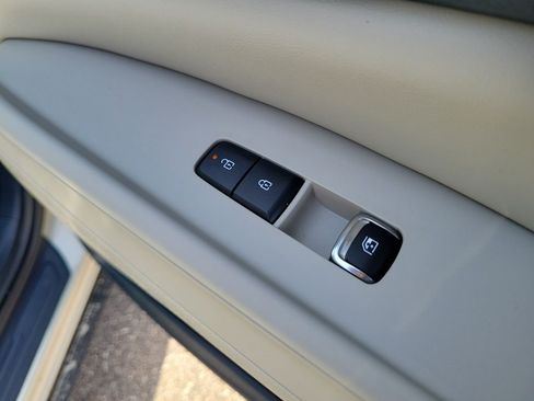 New 2026 Kia Carnival SX FWD image 11
