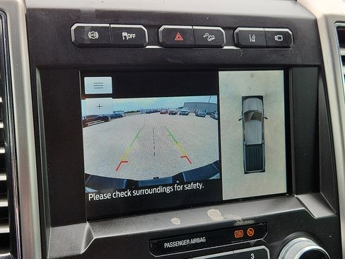 Used 2021 Ford F250 Platinum w/ FX4 Off-Road Package AWD/4WD image 14