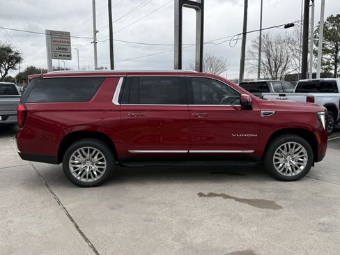 New 2026 GMC Yukon XL Elevation w/ LPO, Floor Liner Package image 3