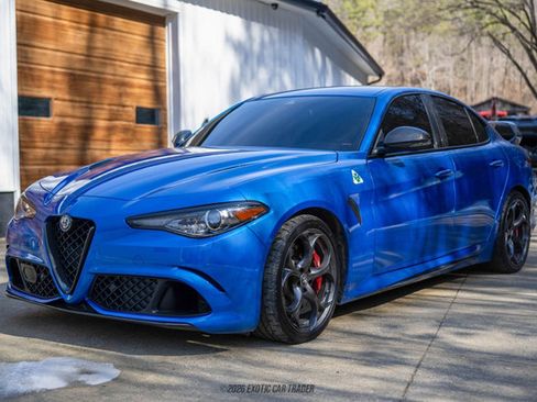 Used 2020 Alfa Romeo Giulia Quadrifoglio w/ Nero Edizione image 14