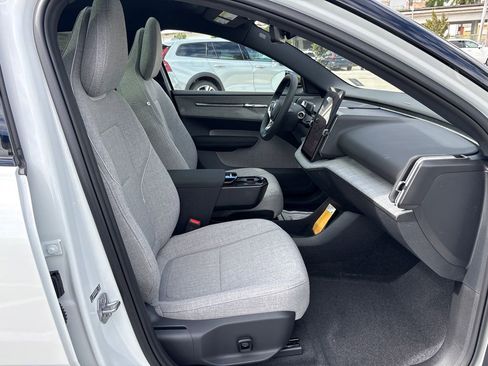 New 2026 Volvo EX30 Ultra image 18