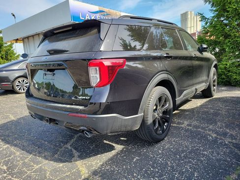 Certified 2023 Ford Explorer ST-Line w/ Class IV Trailer Tow Package AWD/4WD image 3