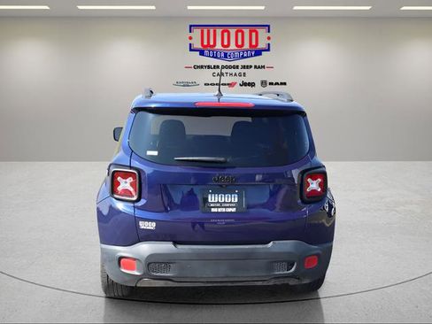 Used 2017 Jeep Renegade Altitude image 6