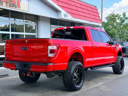 Used 2021 Ford F150 Lariat w/ Equipment Group 502A High AWD/4WD image 3
