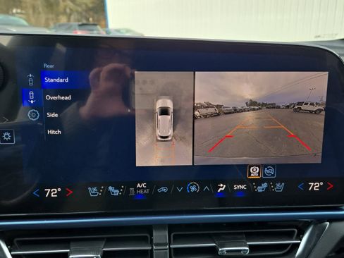 New 2026 Chevrolet Equinox EV LT image 24