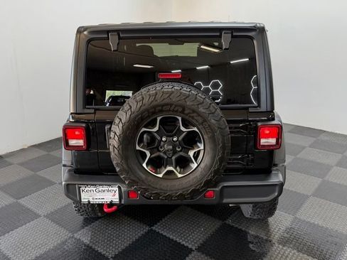 Used 2023 Jeep Wrangler Unlimited Rubicon w/ Cold Weather Group AWD/4WD image 11