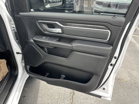 Used 2023 RAM 1500 Big Horn AWD/4WD image 18