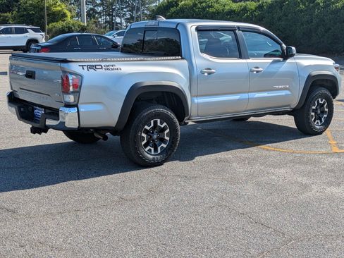 Used 2023 Toyota Tacoma TRD Off-Road RWD image 4