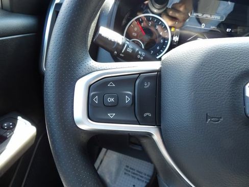 New 2026 RAM 1500 Express AWD/4WD image 13