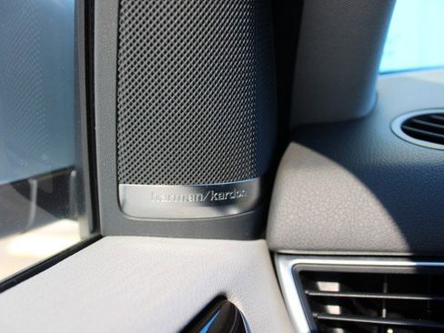Used 2015 Mercedes-Benz ML 350 4MATIC image 16
