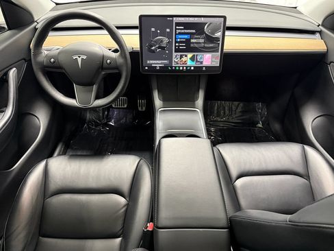 Used 2021 Tesla Model Y Long Range AWD/4WD image 12