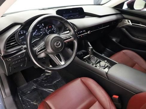 Used 2023 MAZDA MAZDA3 s FWD image 12