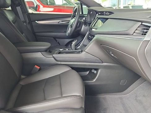 Certified 2026 Cadillac XT5 Luxury AWD/4WD image 27