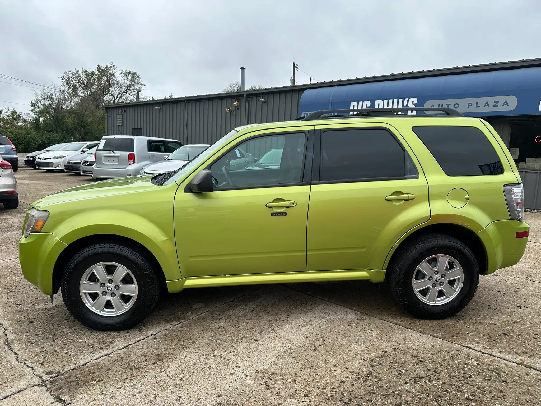 Used 2011 Mercury Mariner 4WD w/ 101A Rapid Spec Order Code image 6