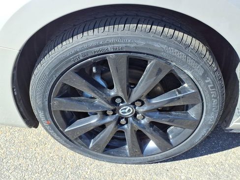 New 2025 MAZDA MAZDA3 s image 9