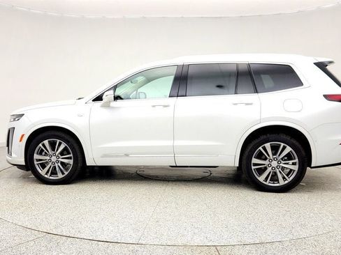 Used 2024 Cadillac XT6 Premium Luxury w/ Technology Package image 8