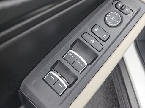 Certified 2025 Honda Accord LX image 26