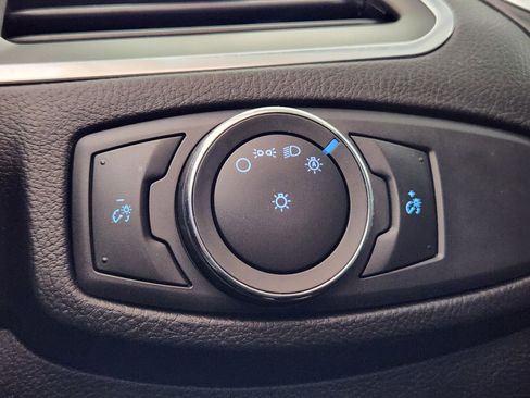 Used 2015 Ford Edge Sport image 27