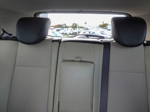 Used 2021 Buick Encore Preferred image 16