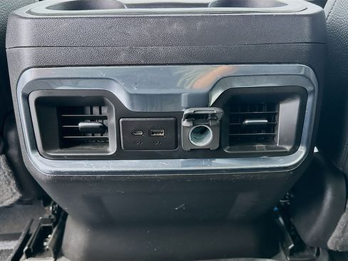 Used 2022 GMC Sierra 2500 Denali w/ Denali Ultimate Package image 17