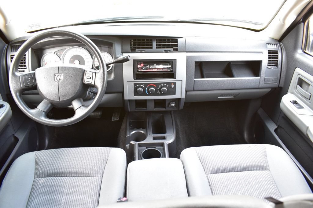 Used 2008 Dodge Dakota SLT RWD image 24