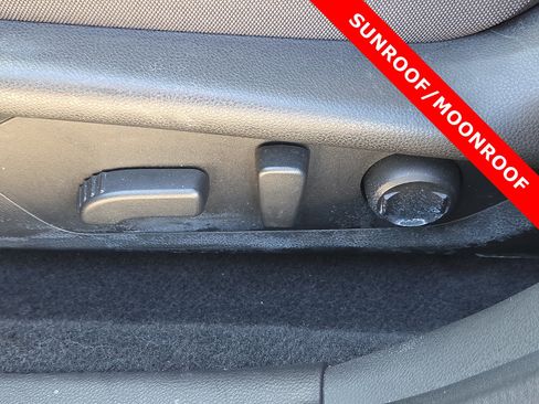 Used 2024 Subaru Crosstrek 2.0i Premium image 14