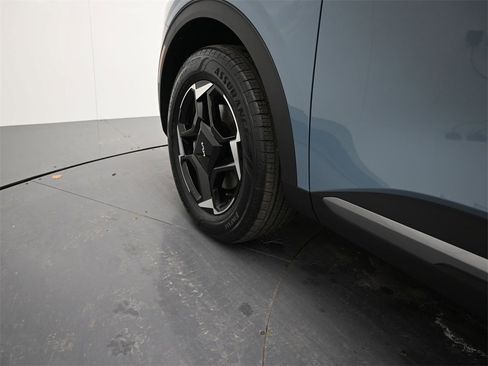 New 2026 Kia Sportage AWD Hybrid image 12