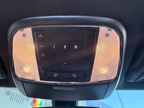 Used 2022 Dodge Charger SRT Hellcat w/ Harman/Kardon Audio Group RWD image 15