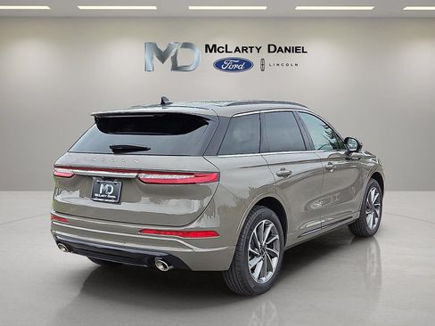 Used 2025 Lincoln Corsair Grand Touring w/ Equipment Group 301A AWD/4WD image 5